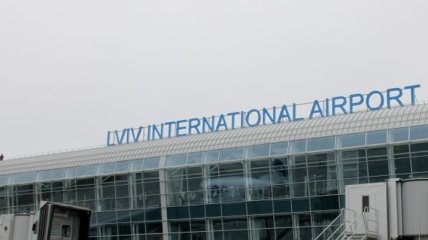 В аэропорту "Львов" введена в эксплуатацию система посадки ІІ САТ ILS System