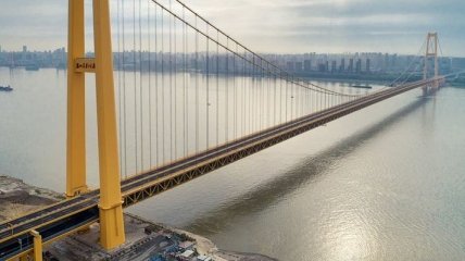 В Китае открыли самый длинный двухэтажный мост