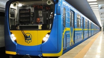 В Киевском метро появились плакаты о коронавирусе
