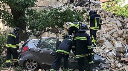 В Одессе обрушился еще один жилой дом: фото и видео