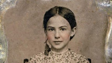 Девушки-подростки середины XIX века: колорированные ретро-снимки (Фото)