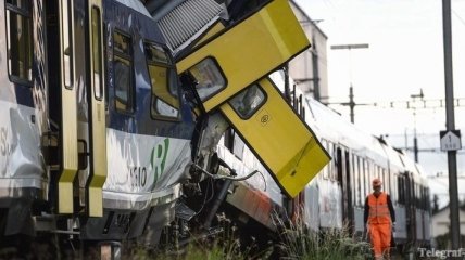 Столкновение поездов в Швейцарии: 5 человек в тяжелом состоянии