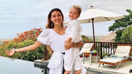 "Малыш в шоке": Регина Тодоренко повеселила фанов новым фото с сыном