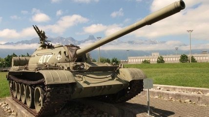 Британский коллекционер нашел в советском танке золото на миллионы долларов