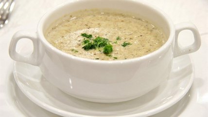 Суп-пюре с цветной капустой, морковью и куркумой