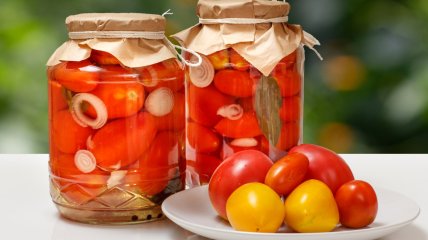Сладкий маринад для помидоров (видео)