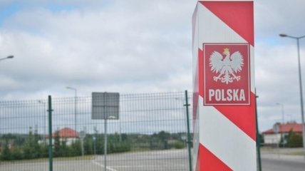 В очередях на границе с Польшей стоит 1330 автомобилей
