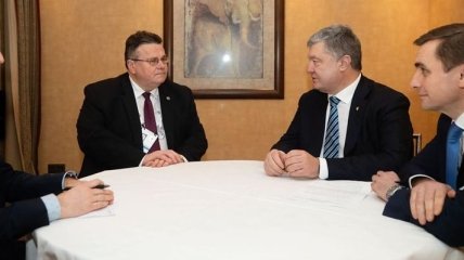 Порошенко в Мюнхені: Альтернативи Мінським домовленостям немає