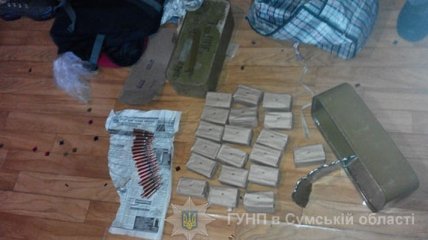 В Сумской области правоохранители изъяли у военного партию боеприпасов