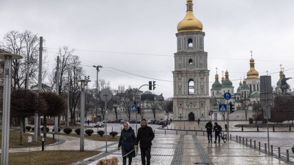 Небо над містом буде хмарним