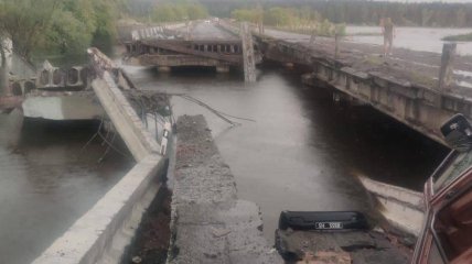 Мост через Ирпень в Демидове поврежден