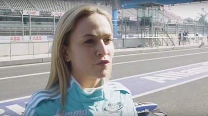 Испанская гонщица протестировала машину Формулы E (Видео)