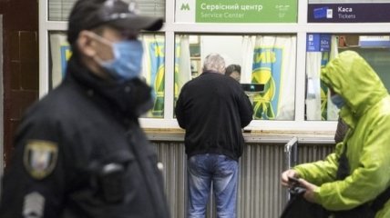 Центральную станцию метро в Киеве закрыли из-за угрозы взрыва
