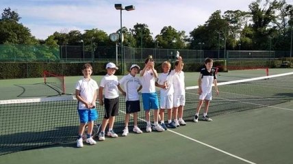 Дети Андрея Шевченко стали призерами теннисного турнира в Англии