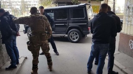 Полиция задержала банду вымогателей в Хмельницкой области 