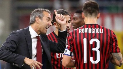 "Я никогда не сдаюсь": наставник Милана - о возможном уходе из клуба