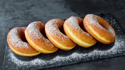 Як приготувати солодкі пончики самостійно - рецепт