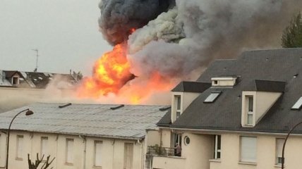 В Париже масштабный пожар на территории Версаля