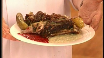 Утка, фаршированная гречкой