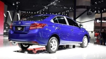 Toyota презентовала новый седан 