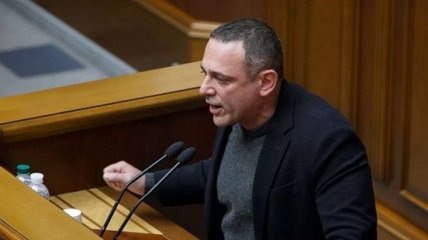 "Языковой" законопроект Бужанского внесен в повестку дня Рады 