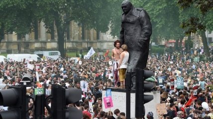 Как в Лондоне проходил многотысячный митинг против "политики экономии"