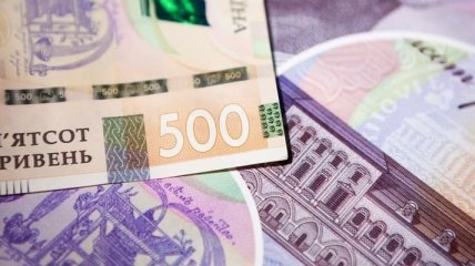 Гривня проседает: Доллар и евро продолжают дорожать