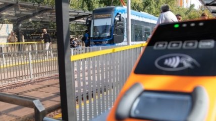 Швидкісний трамвай у Києві відновлює роботу: названа дата