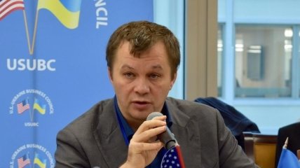 Милованов анонсировал внесение изменений в земельную реформу