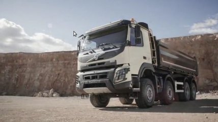 Volvo представила новое поколение самосвала FMX (Видео)