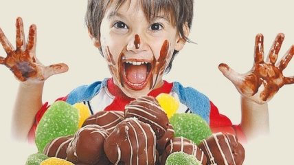 Почему детям стоит уменьшить прием сахара?