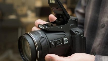 Компания Nikon представила камеру с впечатляющим 83-кратным зумом. Фото