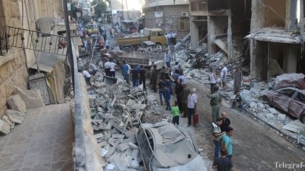 Гумконвой в Алеппо попал под авиаудар: есть погибшие