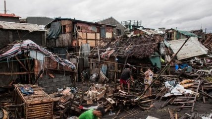 На Филиппинах растет число жертв Тайфуна "Каммури" (Видео)