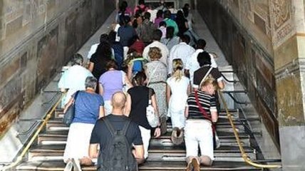 Святая лестница в Риме открылась после реставрации