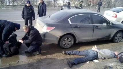 В Кропивницком возле здания суда произошла перестрелка, есть раненые