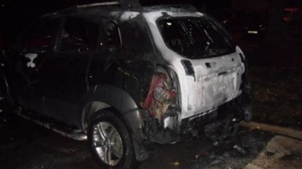Два автомобиля загорелись в Киеве