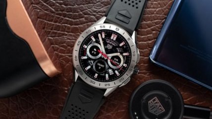 TAG Heuer презентовала премиальные смарт-часы Connected (Фото, Видео)