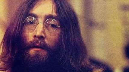 Легендарные очки Джона Леннона продали за 183 тысячи долларов (Фото)