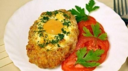 Мясные «корзиночки» с яйцом