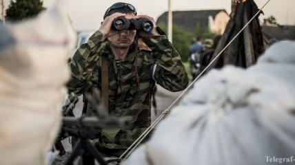 Тымчук: Ночью террористы обстреляли блокпосты сил АТО  