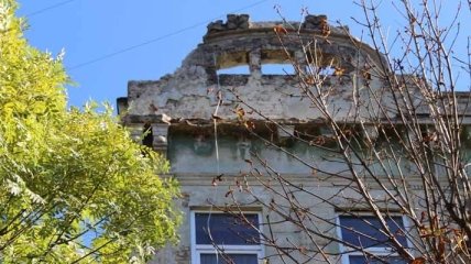 В центре Львова обвалился фасад дома