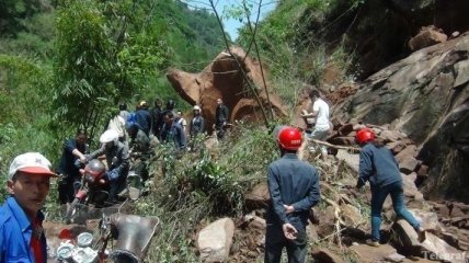 Землетрясение в Китае унесло жизни уже около 140 человек  