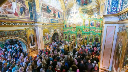 Воскресное богослужение в Киево-Печерской Лавре