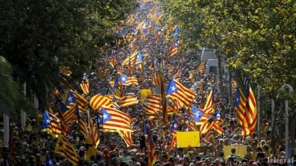 Испания аннулировала резолюцию Каталонии о независимости