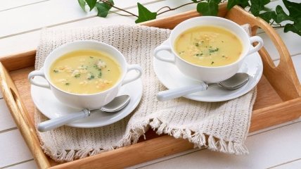 Рецепт дня: сырный суп с курицей