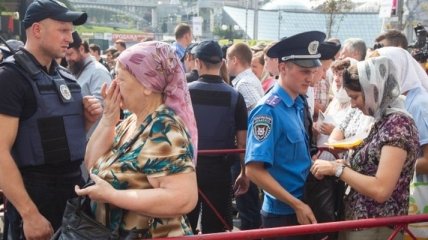 На Владимирской горке в Киеве собрались около 4,5 тысяч прихожан