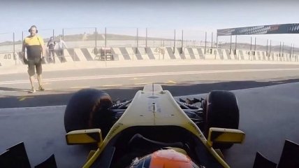 Возвращение Роберта Кубицы за руль машины Формулы-1 (Видео)
