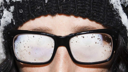 Запітнілі окуляри - часта проблема у холодну пору року
