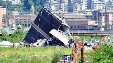 Появились новые детали обвала моста в Италии